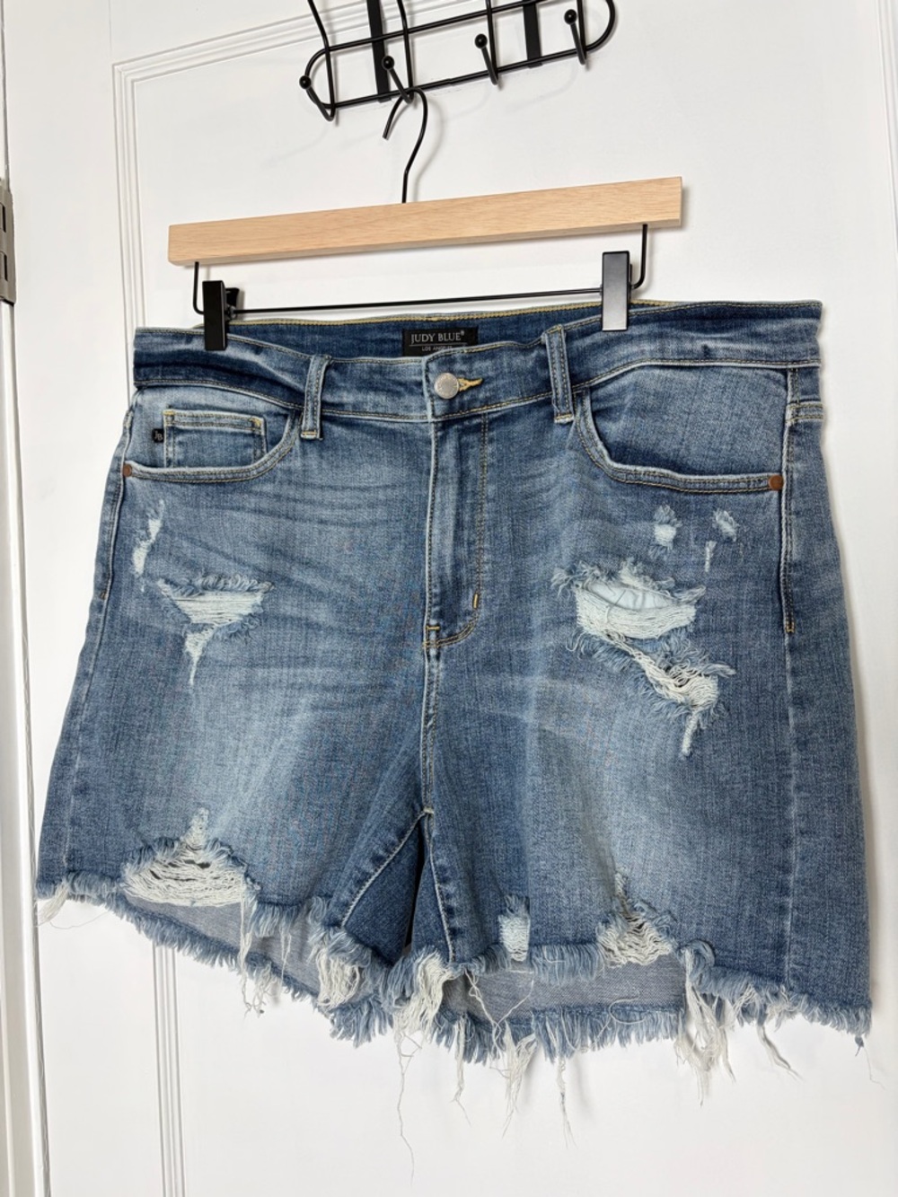 Judy Blue distressed denim shorts - Picture 13 of 16